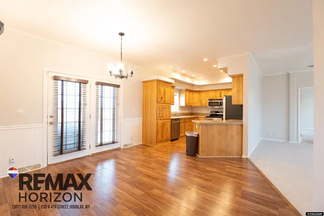 $420,000 | 37 Clearview Road, Douglas, WY 82633