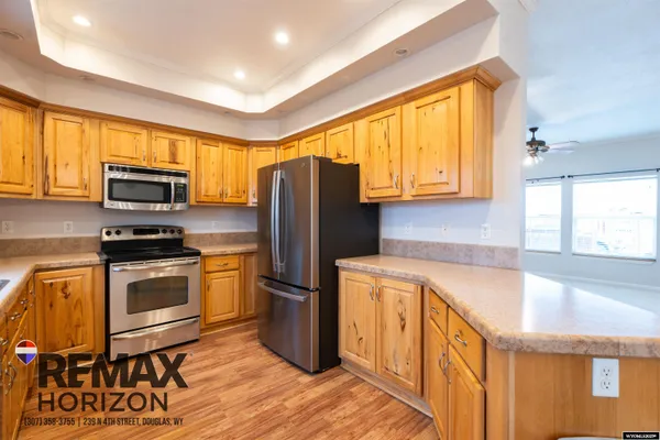 $420,000 | 37 Clearview Road, Douglas, WY 82633