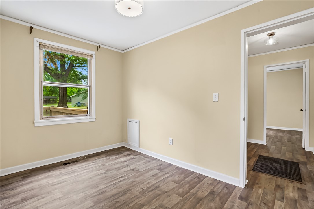 710 Greenville Street Pendleton, SC 29670 - Photo 4 of 19