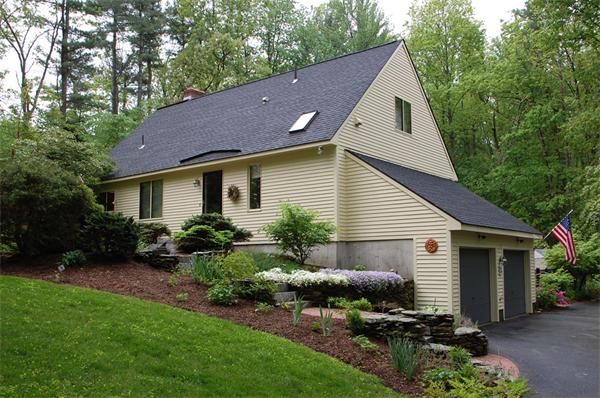 943 Flat Hill Road Lunenburg, MA 01462 - Photo 1 of 27 Gallery Image 1