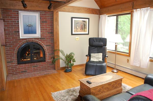 943 Flat Hill Road Lunenburg, MA 01462 - Photo 18 of 27 Gallery Image 18