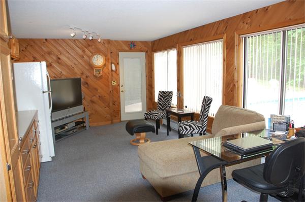 943 Flat Hill Road Lunenburg, MA 01462 - Photo 26 of 27 Gallery Image 26