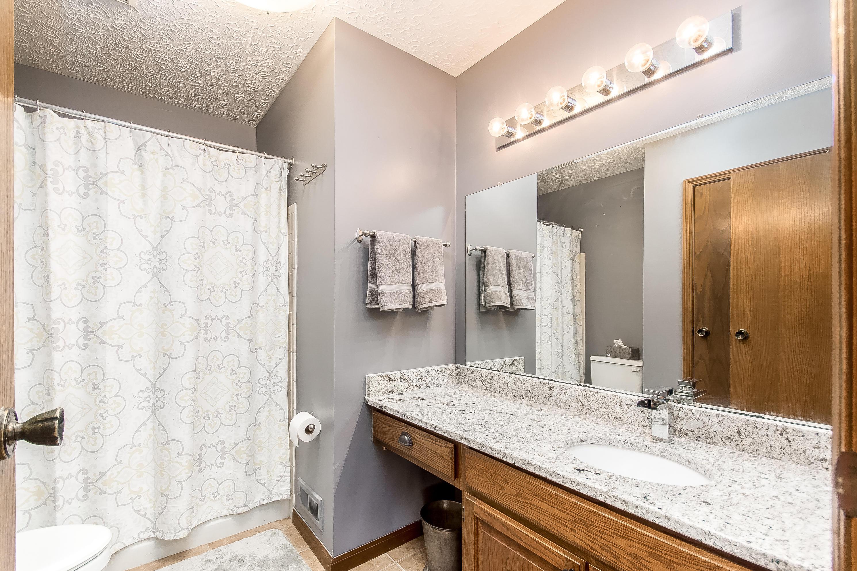 147 Ravine Road Powell, OH 43065 - Photo 19 of 31 Gallery Image 19