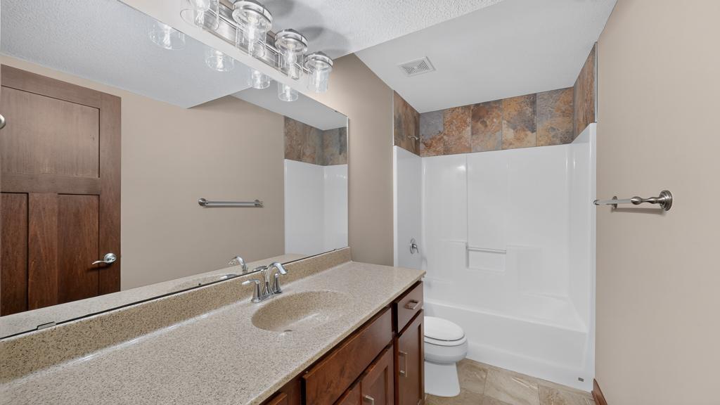 4998 55th Avenue Northwest Rochester, MN 55901 - Photo 32 of 39