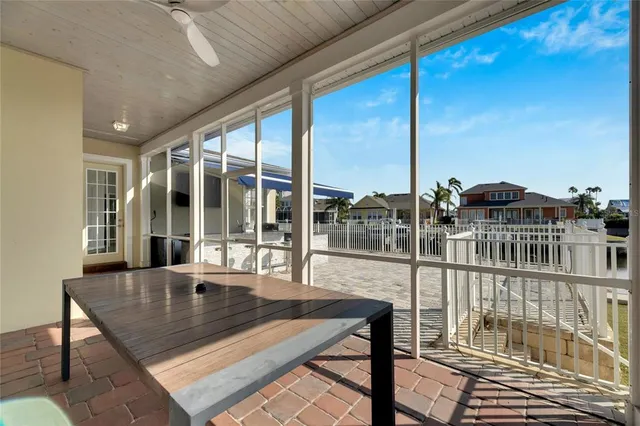 $929,000 | 528 Islebay Drive, Apollo Beach, FL 33572