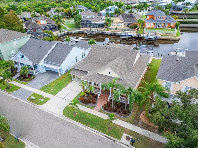 $929,000 | 528 Islebay Drive, Apollo Beach, FL 33572