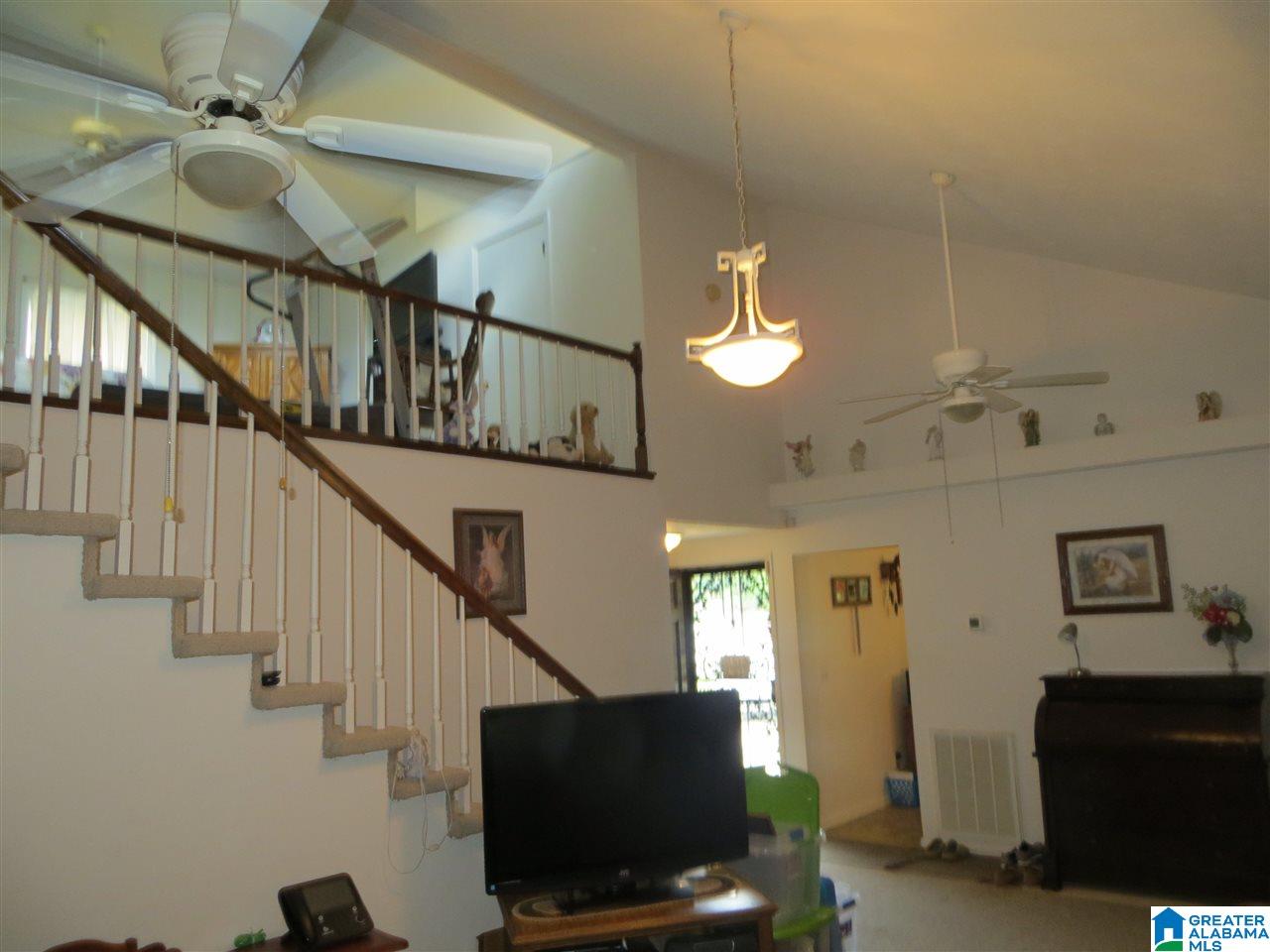 200 Oak Road Anniston, AL 36206 - Photo 6 of 32 Gallery Image 6