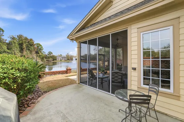 $839,900 | 42 Courtyard Circle, Unit 26, Pawleys Island, SC 29585