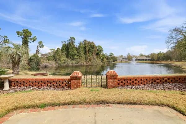 $839,900 | 42 Courtyard Circle, Unit 26, Pawleys Island, SC 29585