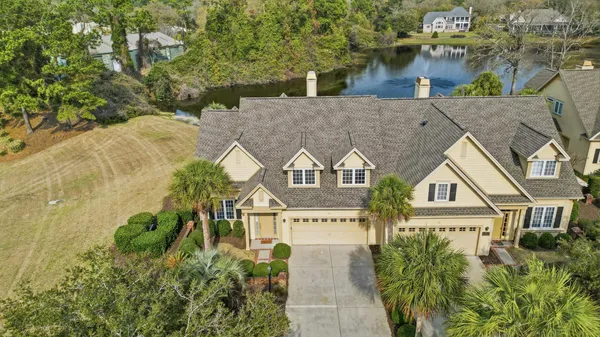 $839,900 | 42 Courtyard Circle, Unit 26, Pawleys Island, SC 29585