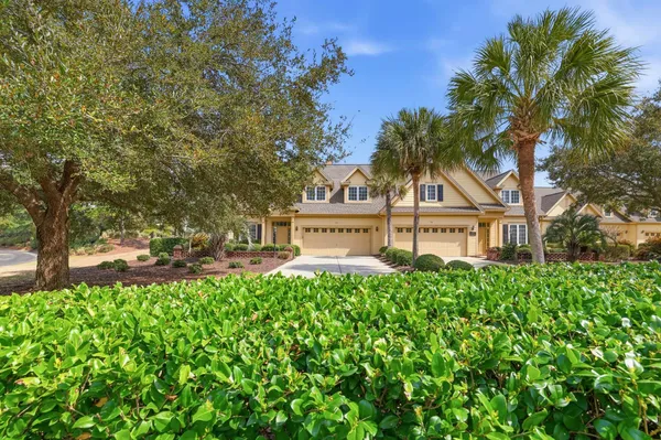 $839,900 | 42 Courtyard Circle, Unit 26, Pawleys Island, SC 29585