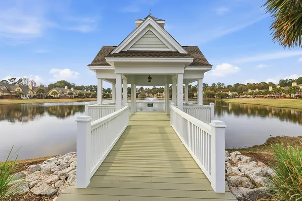 $839,900 | 42 Courtyard Circle, Unit 26, Pawleys Island, SC 29585