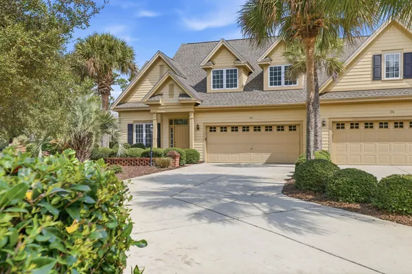 $839,900 | 42 Courtyard Circle, Unit 26, Pawleys Island, SC 29585