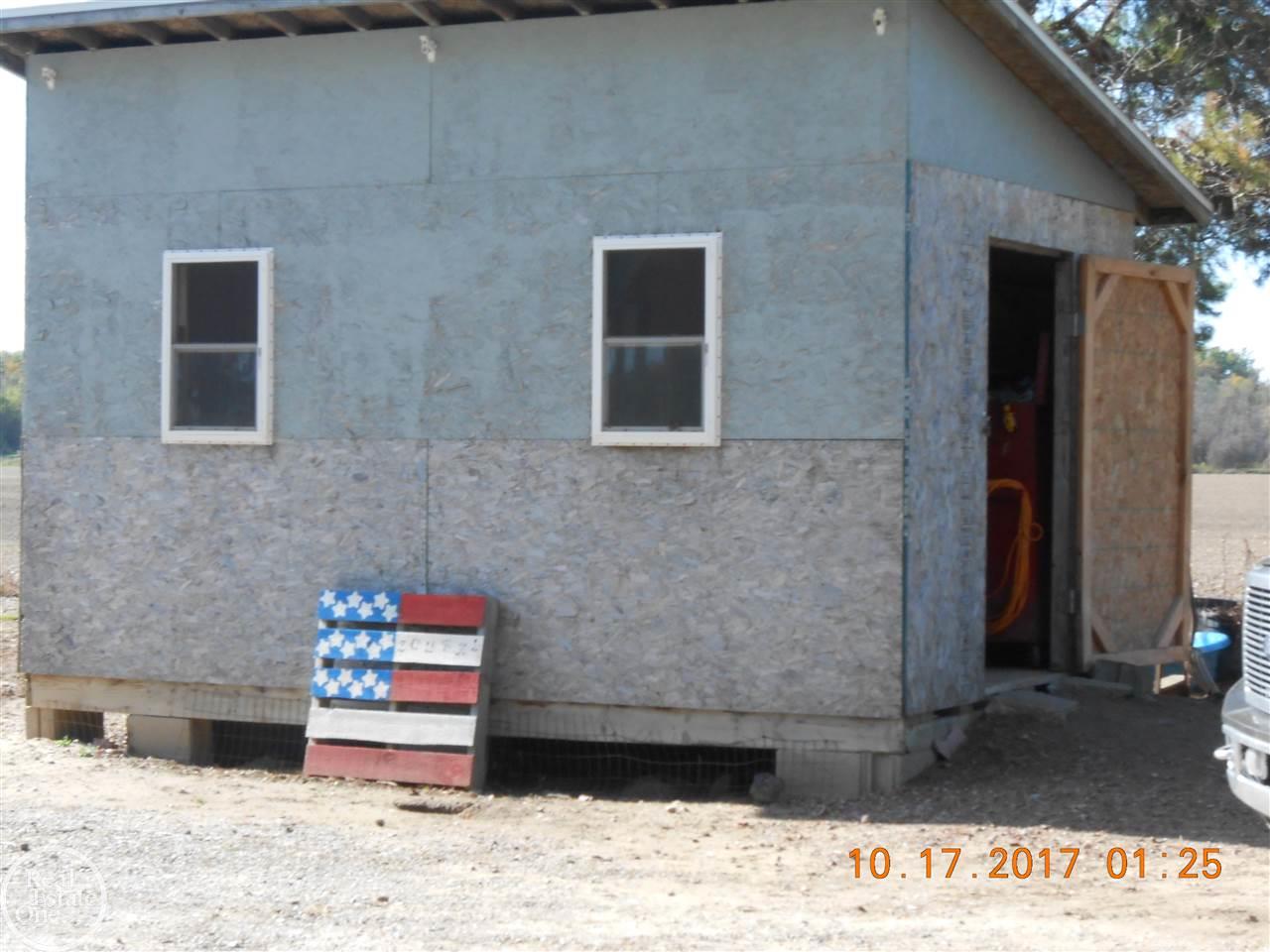 2540 South Banner Road Sandusky, MI 48471 - Photo 5 of 19 Gallery Image 5