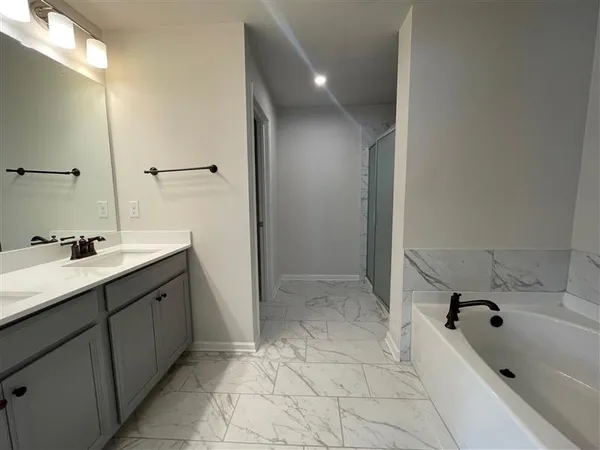 $2,400 | 1809 Parkades Path, Marietta, GA 30008