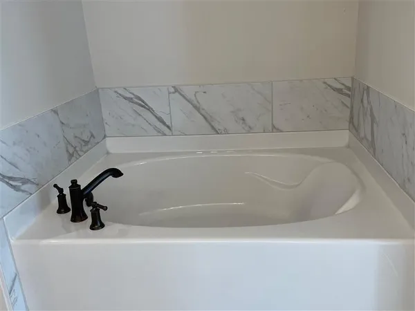 $2,400 | 1809 Parkades Path, Marietta, GA 30008