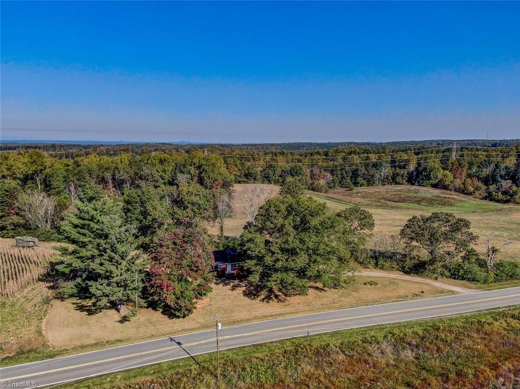 1460 Sandy Cross Road Reidsville, NC 27320 - Photo 33 of 34
