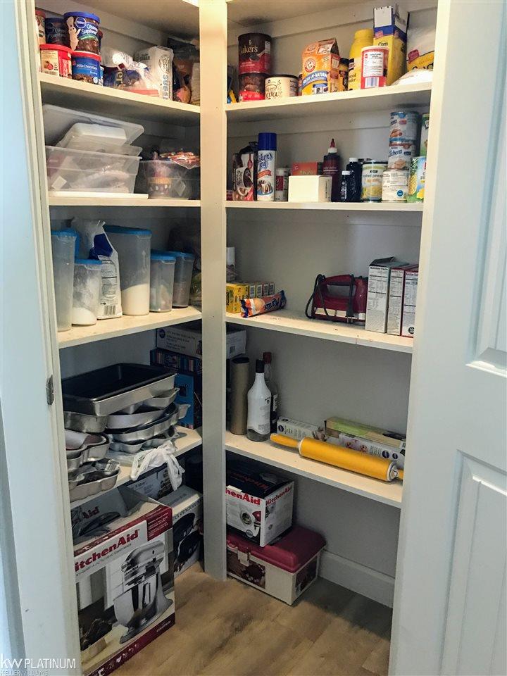 13447 Hunt Road Memphis, MI 48041 - Photo 14 of 38 Another Pantry!