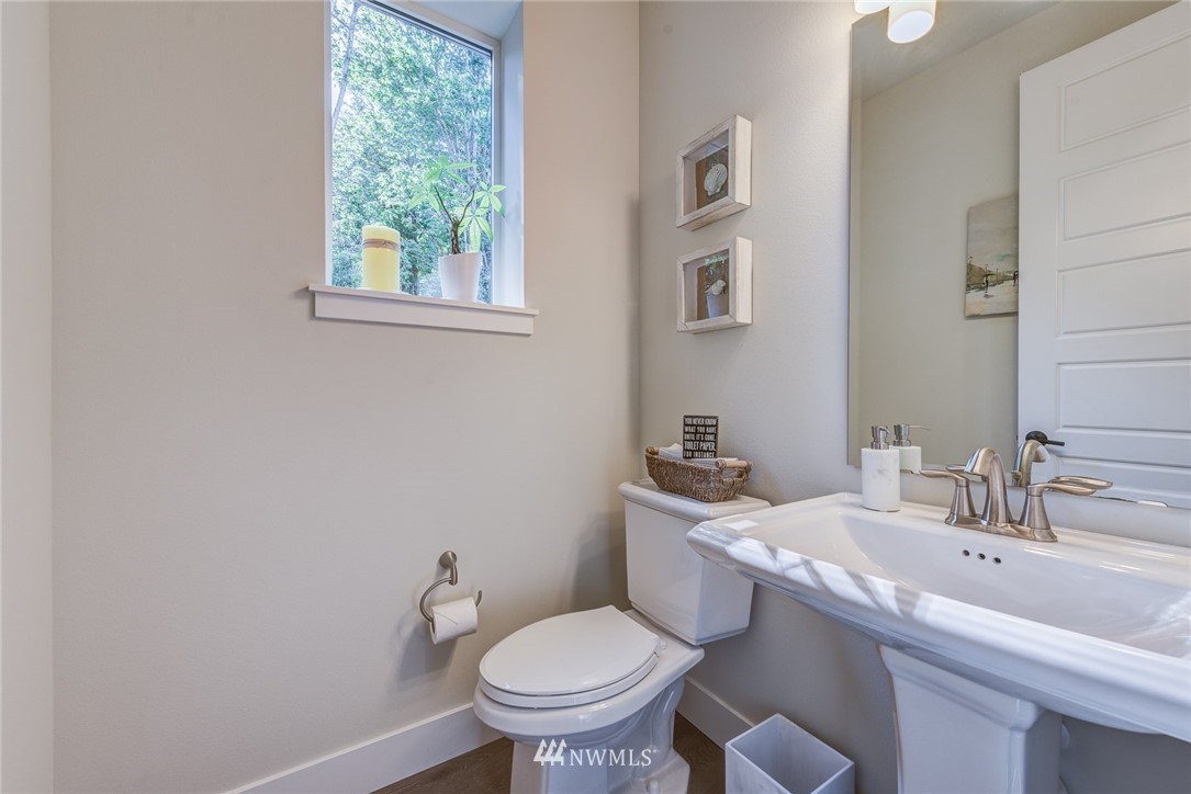 23704 5th Avenue Southeast, Unit B Bothell, WA 98021 - Photo 24 of 33