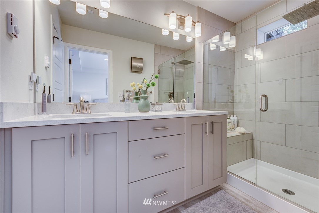 23704 5th Avenue Southeast, Unit B Bothell, WA 98021 - Photo 27 of 33