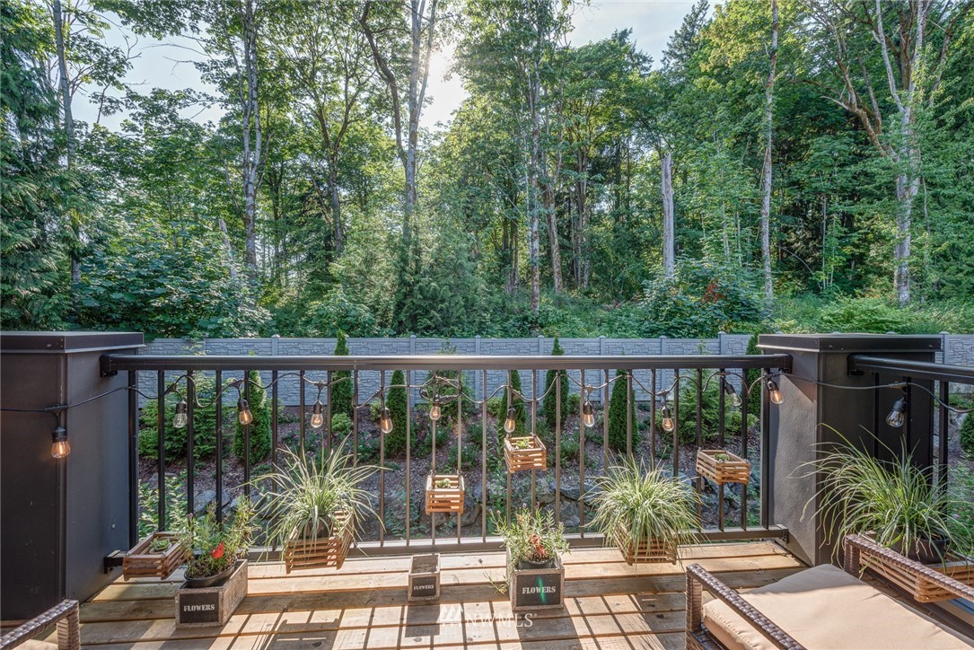 23704 5th Avenue Southeast, Unit B Bothell, WA 98021 - Photo 28 of 33