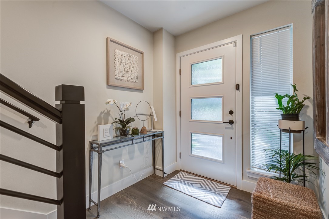 23704 5th Avenue Southeast, Unit B Bothell, WA 98021 - Photo 4 of 33