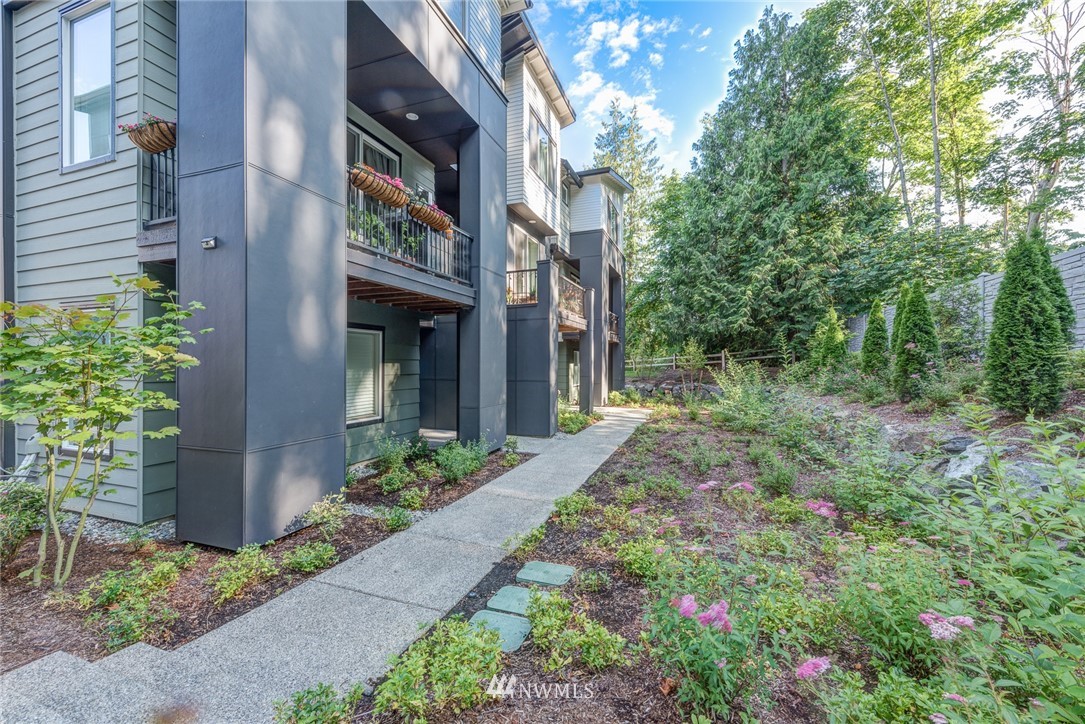 23704 5th Avenue Southeast, Unit B Bothell, WA 98021 - Photo 32 of 33