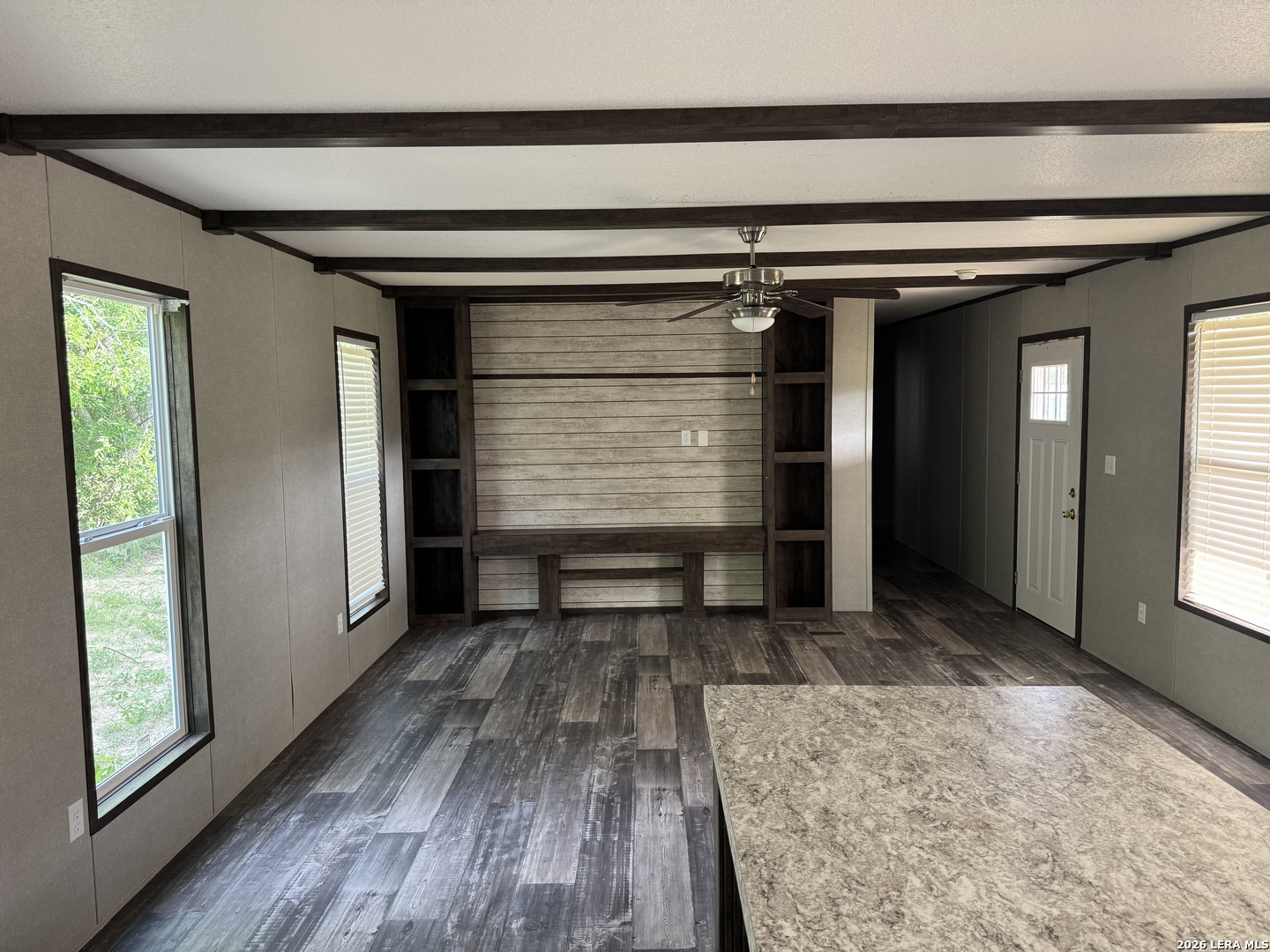 467 Duke Road San Antonio, TX 78264 - Photo 8 of 17