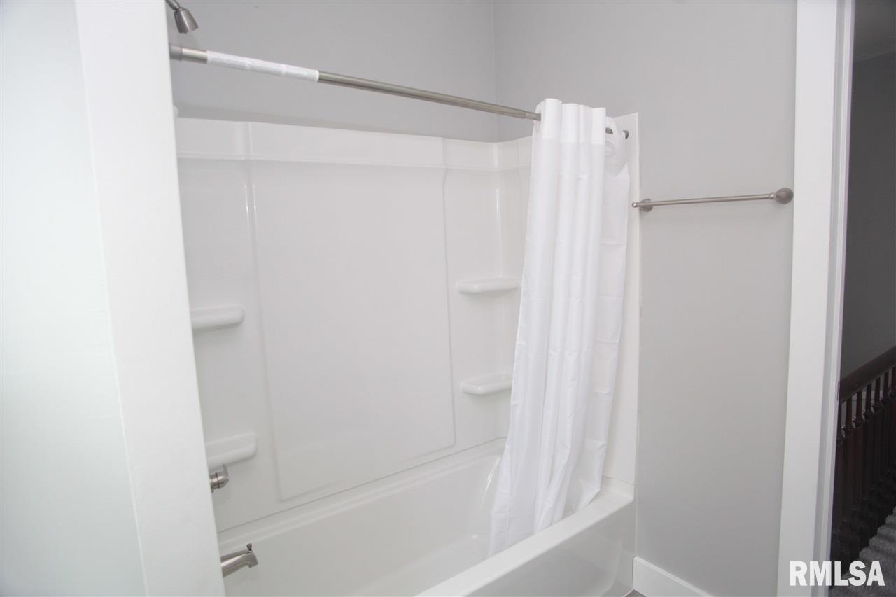 1155 12th Avenue Moline, IL 61265 - Photo 14 of 24
