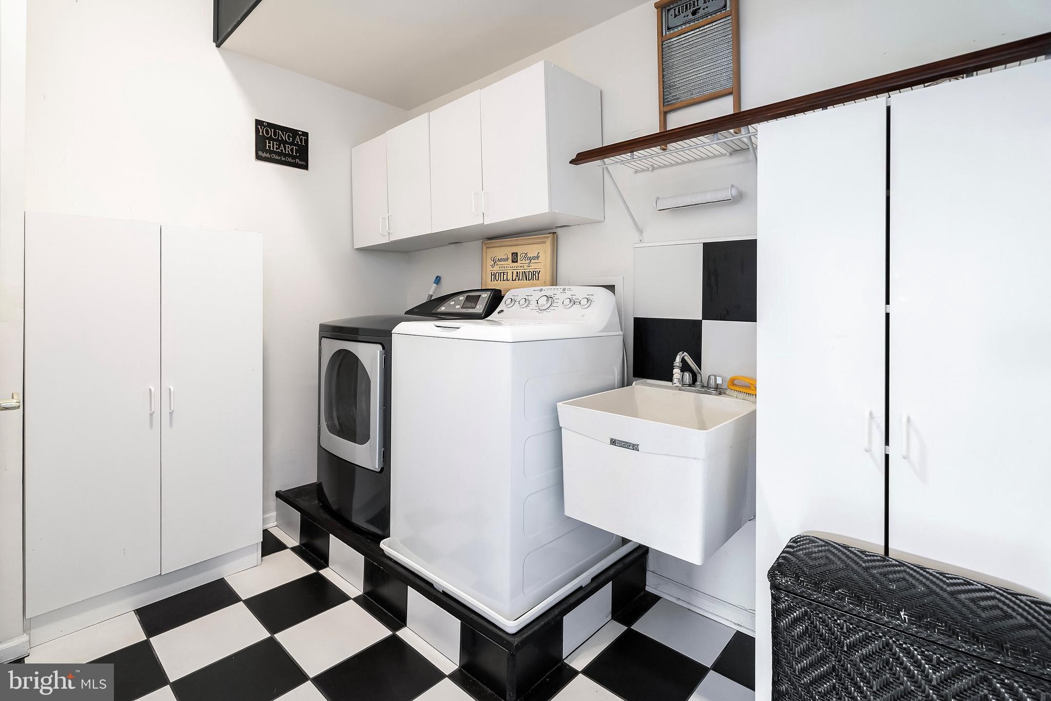 74 Einstein Way Cranbury, NJ 08512 - Photo 25 of 37