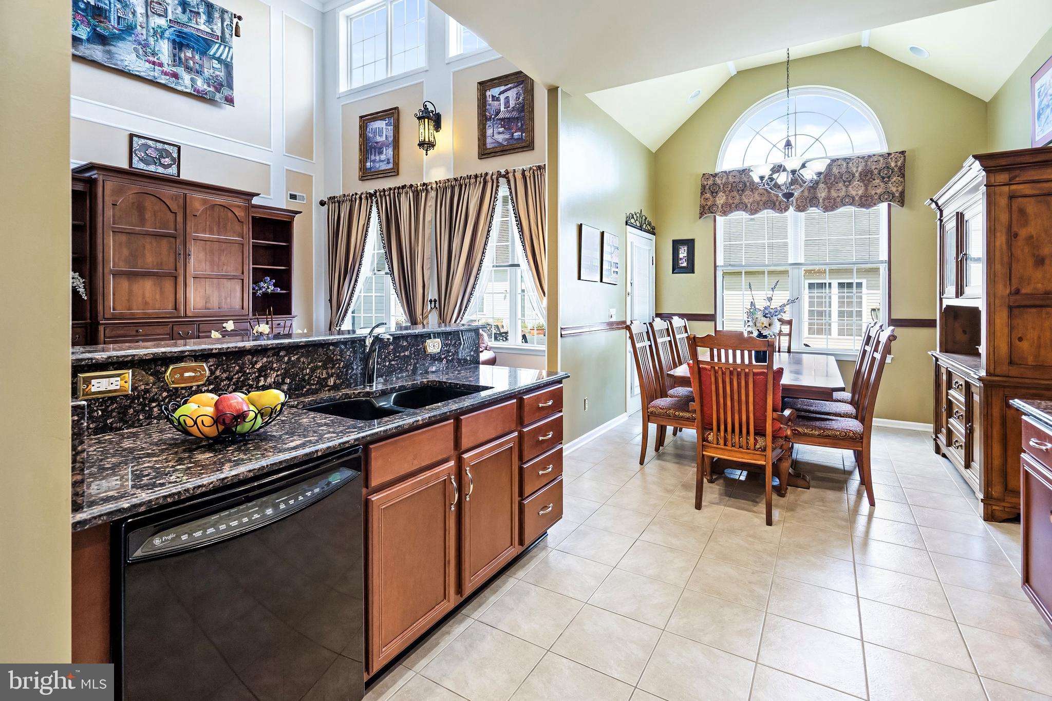 74 Einstein Way Cranbury, NJ 08512 - Photo 10 of 37