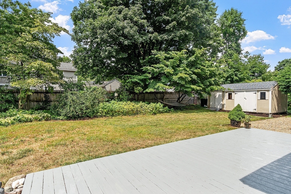66 Postgate Road Hamilton, MA 01982 - Photo 7 of 42 Gallery Image 7
