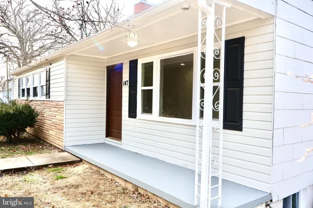 $2,400 | 147 Deacon Road, Fredericksburg, VA 22405