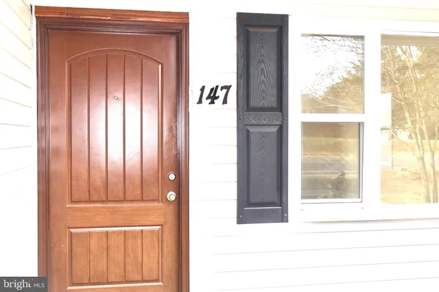 $2,400 | 147 Deacon Road, Fredericksburg, VA 22405