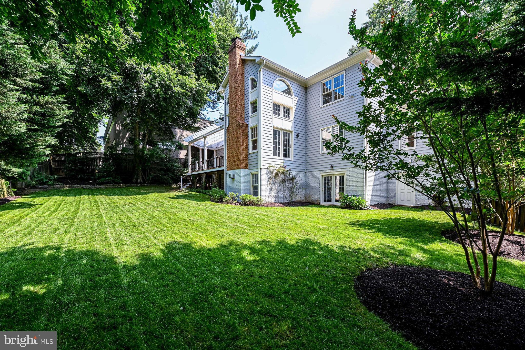 1504 Laughlin Avenue McLean, VA 22101 - Photo 20 of 43 Backyard
