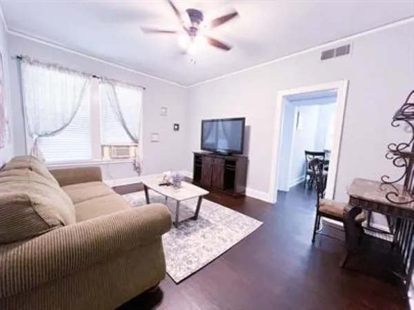 $775 | 128 Stonewall Street, Unit 8, Memphis, TN 38104