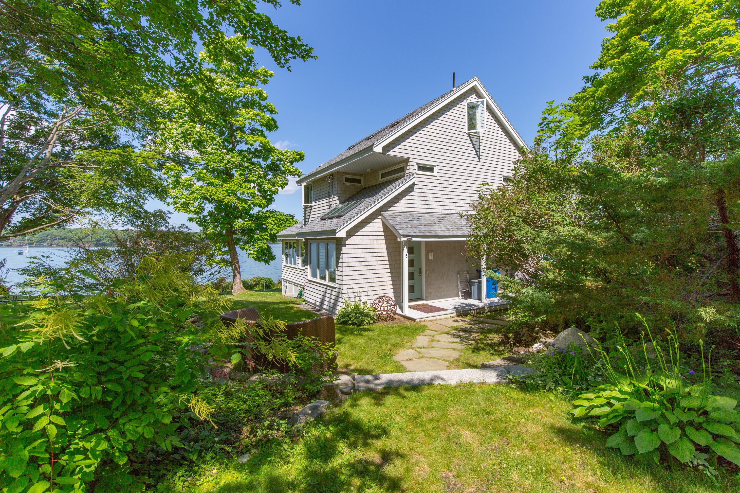 5 Beach Street Portland, ME 04108 - Photo 4 of 48 Idletide