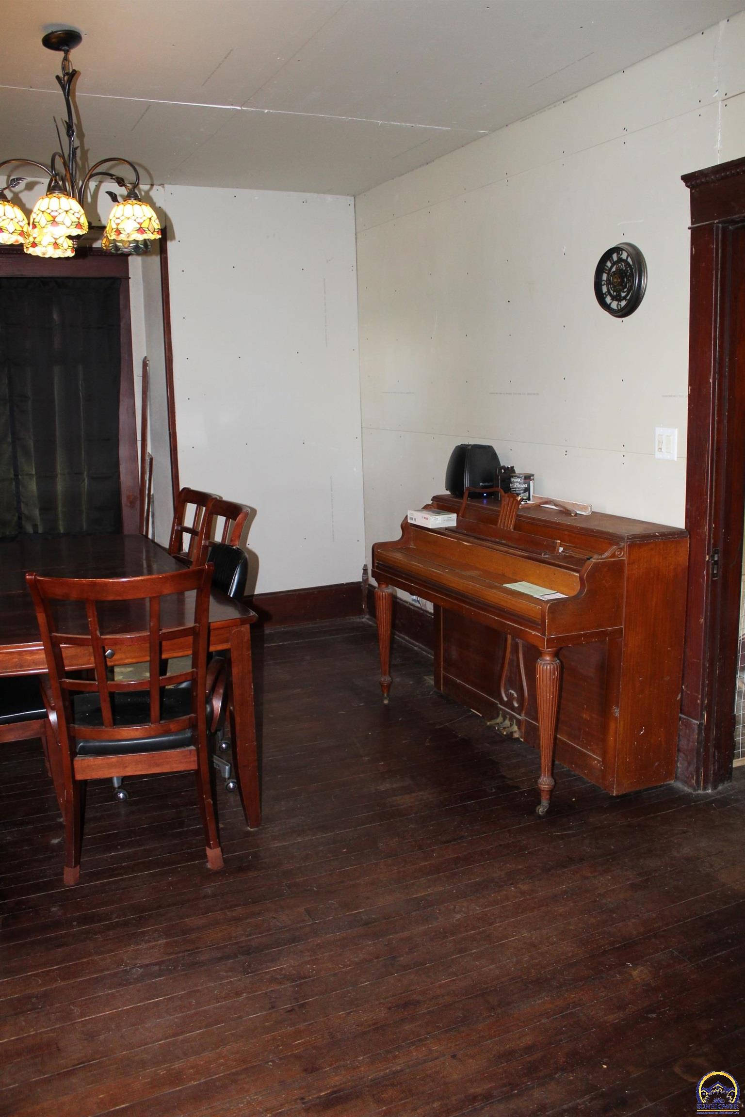 424 North 5th Street Quenemo, KS 66528 - Photo 6 of 28