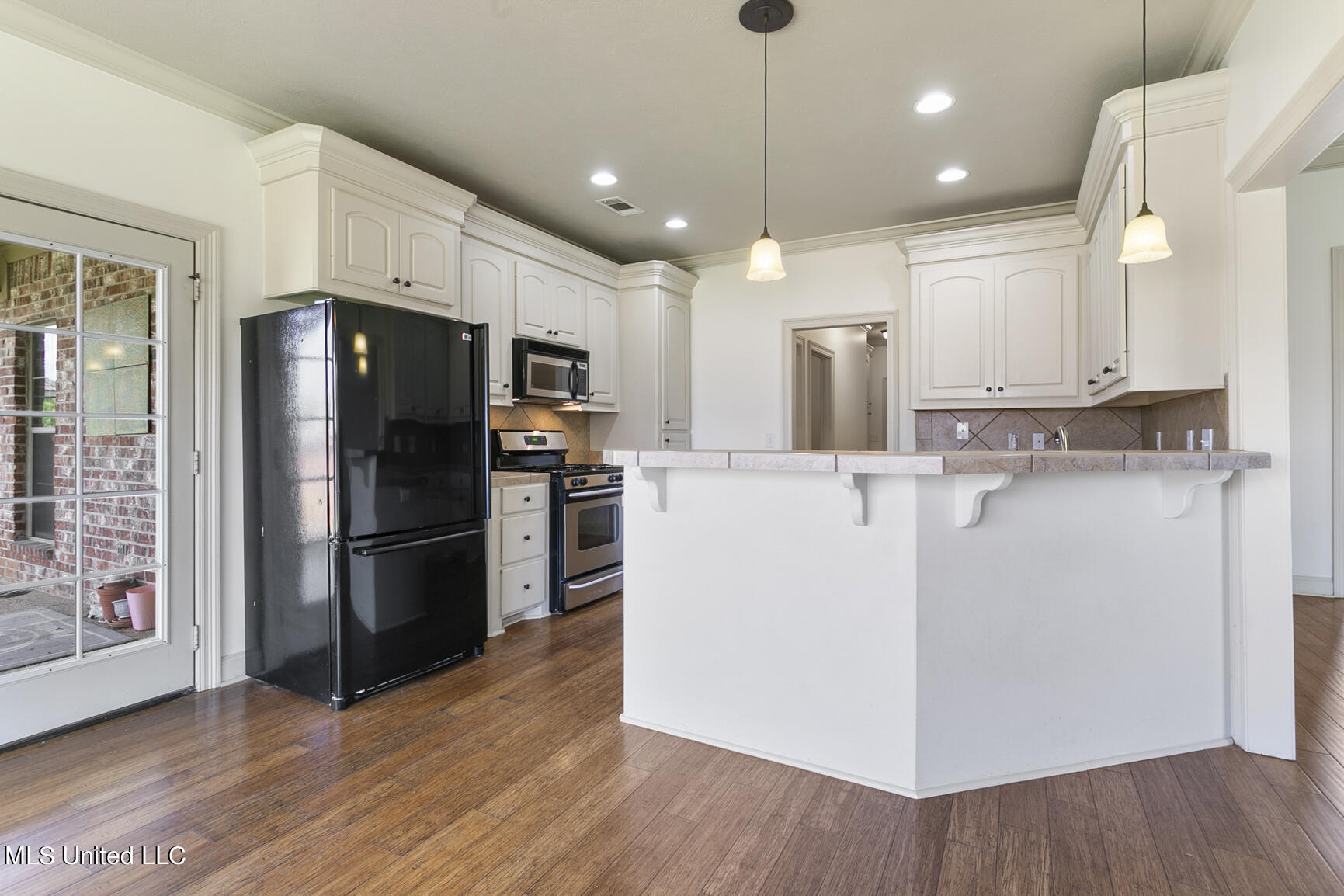 1904 East Ridge Circle Madison, MS 39110 - Photo 11 of 39 Kitchen