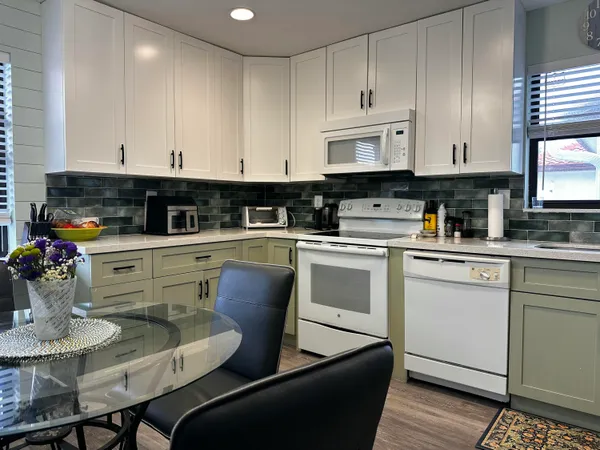 $3,750 | 6142 Southeast Landing Way, Unit 16, Stuart, FL 34997