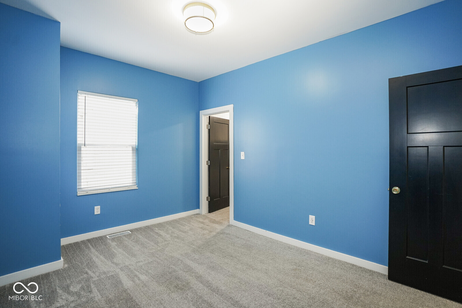 1852 Singleton Street Indianapolis, IN 46203 - Photo 23 of 59