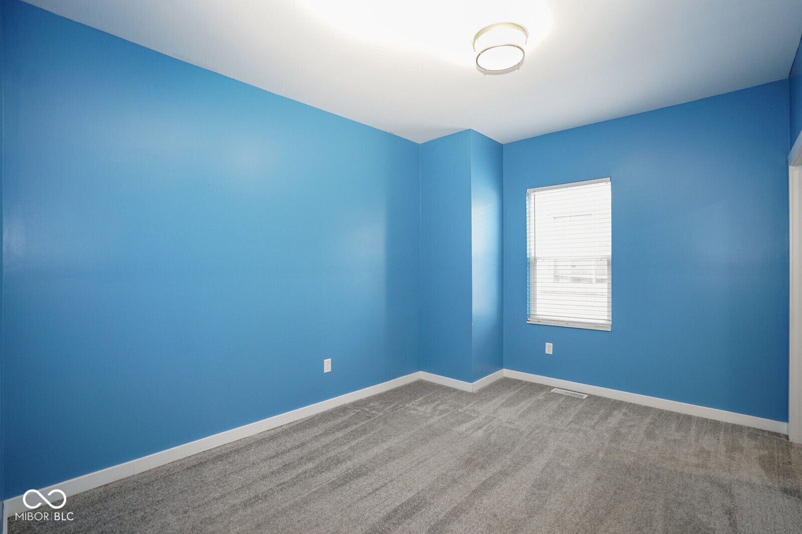 1852 Singleton Street Indianapolis, IN 46203 - Photo 24 of 59