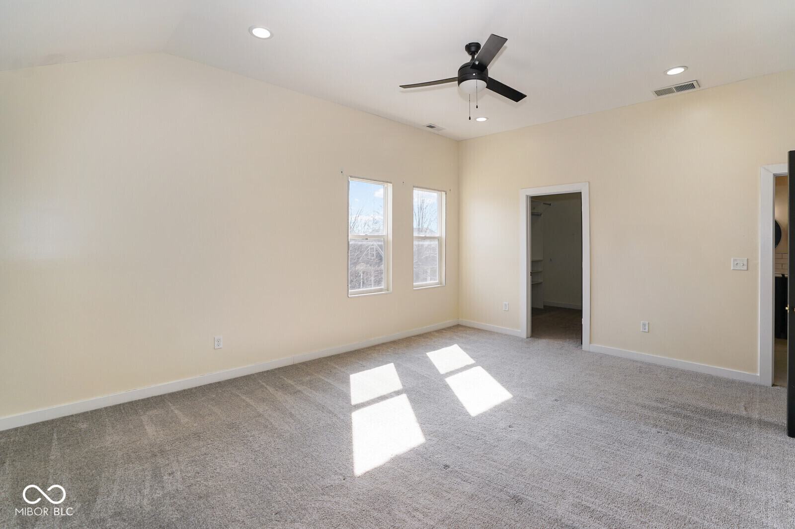 1852 Singleton Street Indianapolis, IN 46203 - Photo 31 of 59