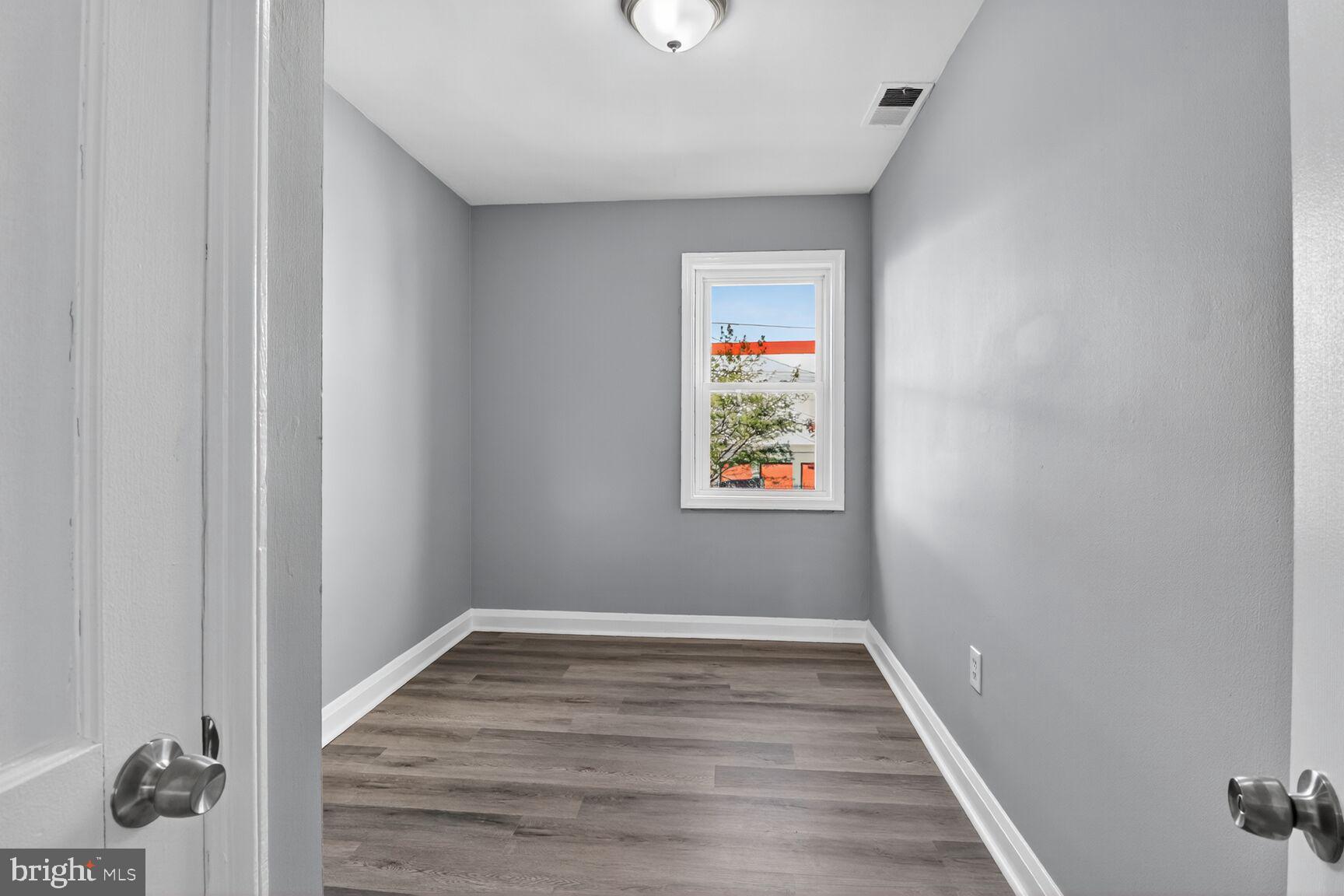 1748 Yakona Road Parkville, MD 21234 - Photo 6 of 15