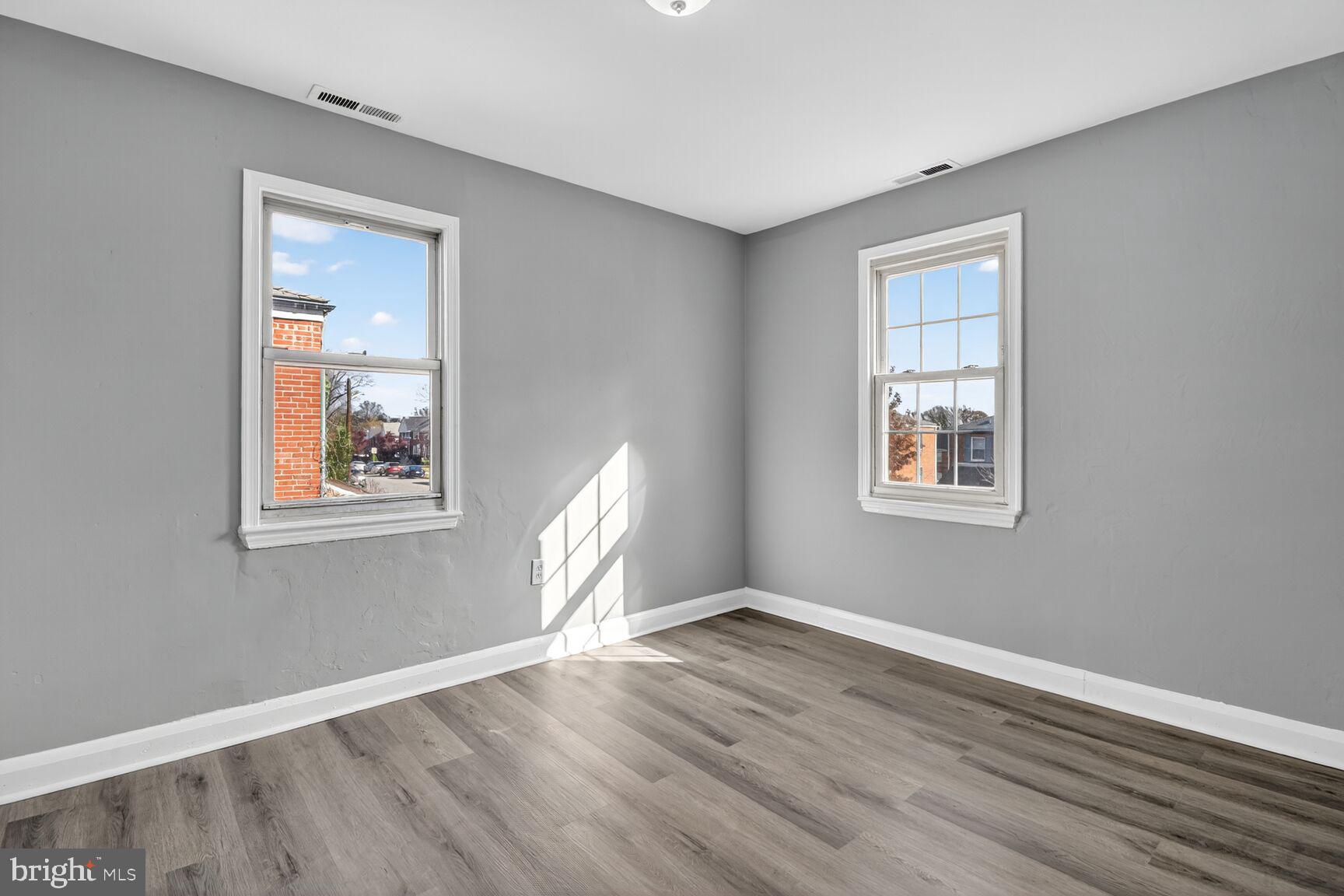 1748 Yakona Road Parkville, MD 21234 - Photo 8 of 15