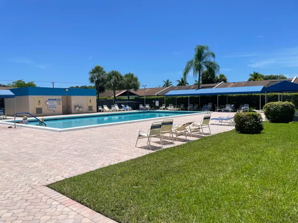 $2,000 | 5130 Las Verdes Circle, Unit 102, Delray Beach, FL 33484