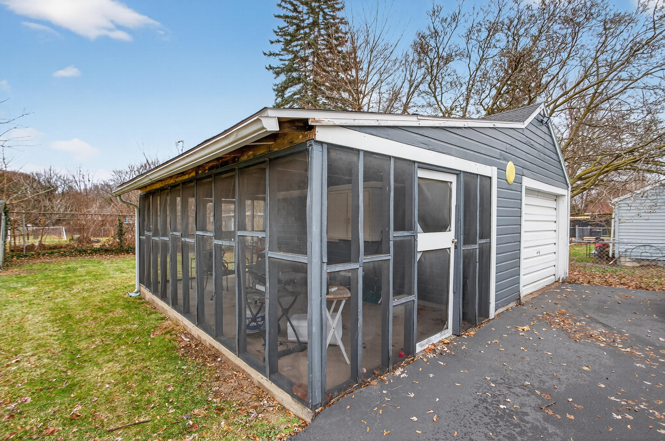 426 Orange Street Jackson, MI 49202 - Photo 4 of 30 005_0N0A8013