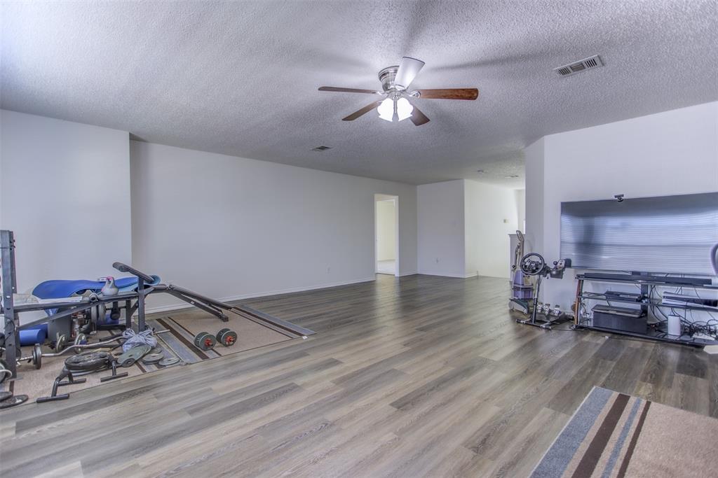 6716 Bison Trail Watauga, TX 76137 - Photo 29 of 40