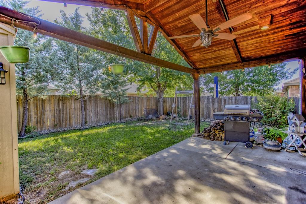 6716 Bison Trail Watauga, TX 76137 - Photo 33 of 40