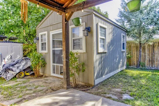 $390,000 | 6716 Bison Trail, Watauga, TX 76137